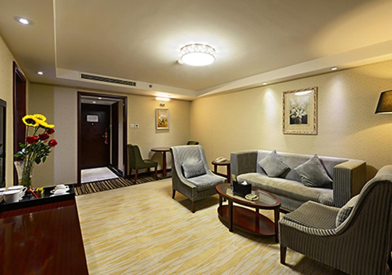 Leeden Hotel Chengdu  Exterior foto